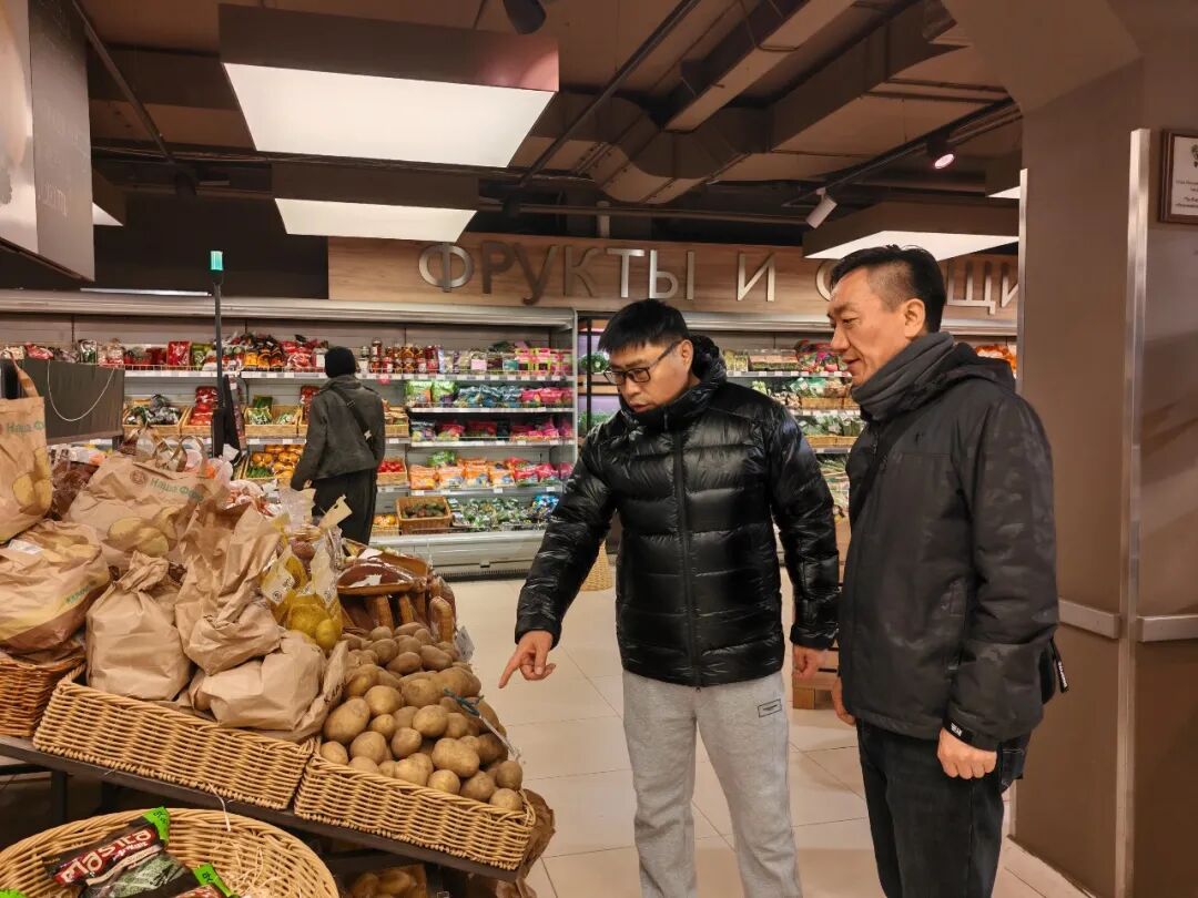 思迅伙伴超市考察-生鲜区产品交流-04.jpg 思迅伙伴超市考察-生鲜区产品交流-04.jpg